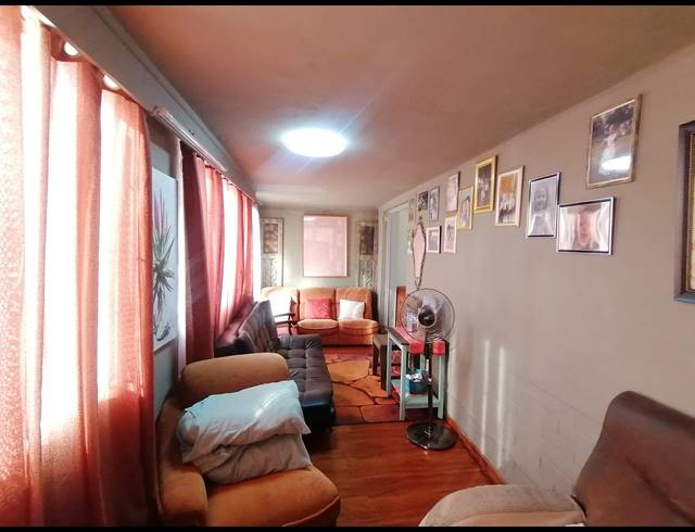 3 BEDROOM FREESTANDING SOLD IN STILFONTEIN EXT 3